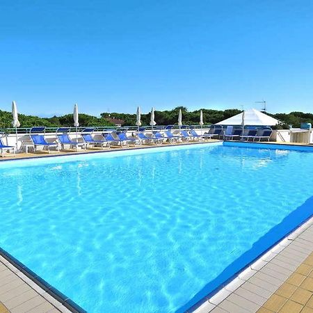 Residence Pinewood Bibione Exterior foto