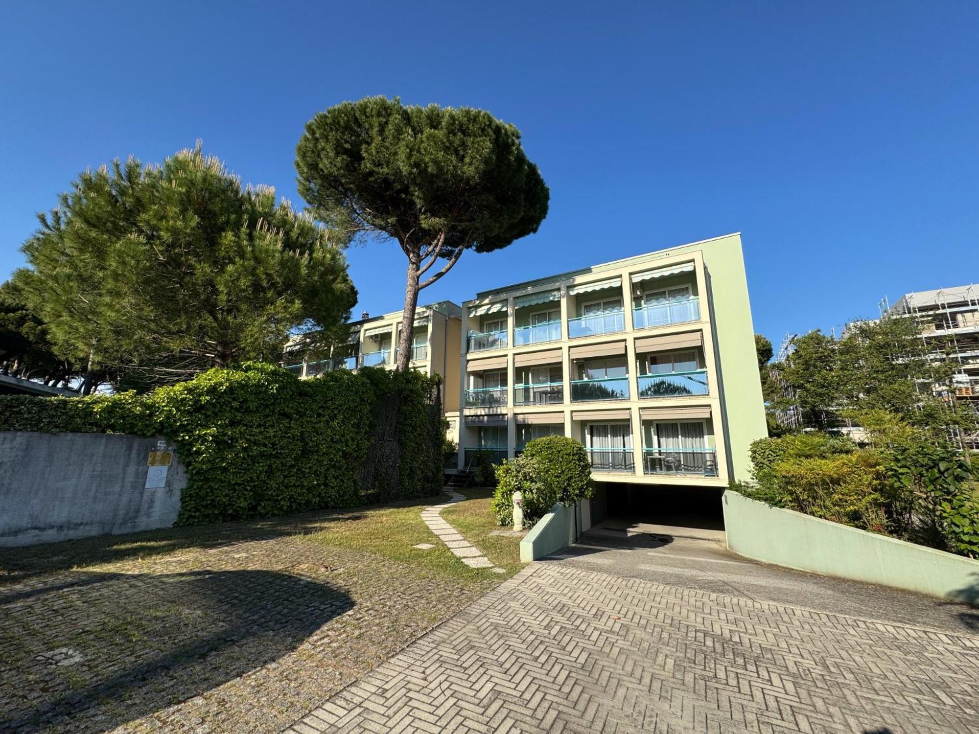 Residence Pinewood Bibione Exterior foto